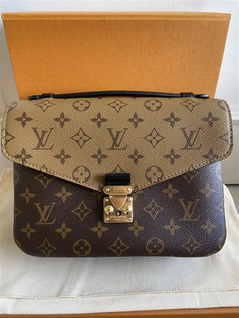 lv empreinte pochette metis|lv pochette metis reverse.